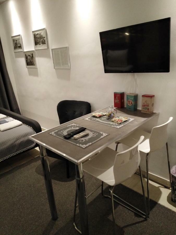 סלוניקי Mini Central Studio מראה חיצוני תמונה